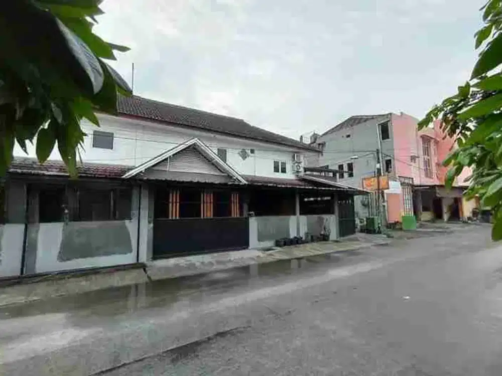 Rumah Bekas Usaha Kuliner di Perum Wisma Asri, Bekasi