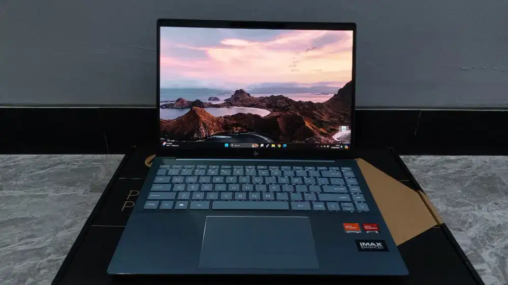 HP Pavilion Plus OLED Ryzen 7 7840U Bekas