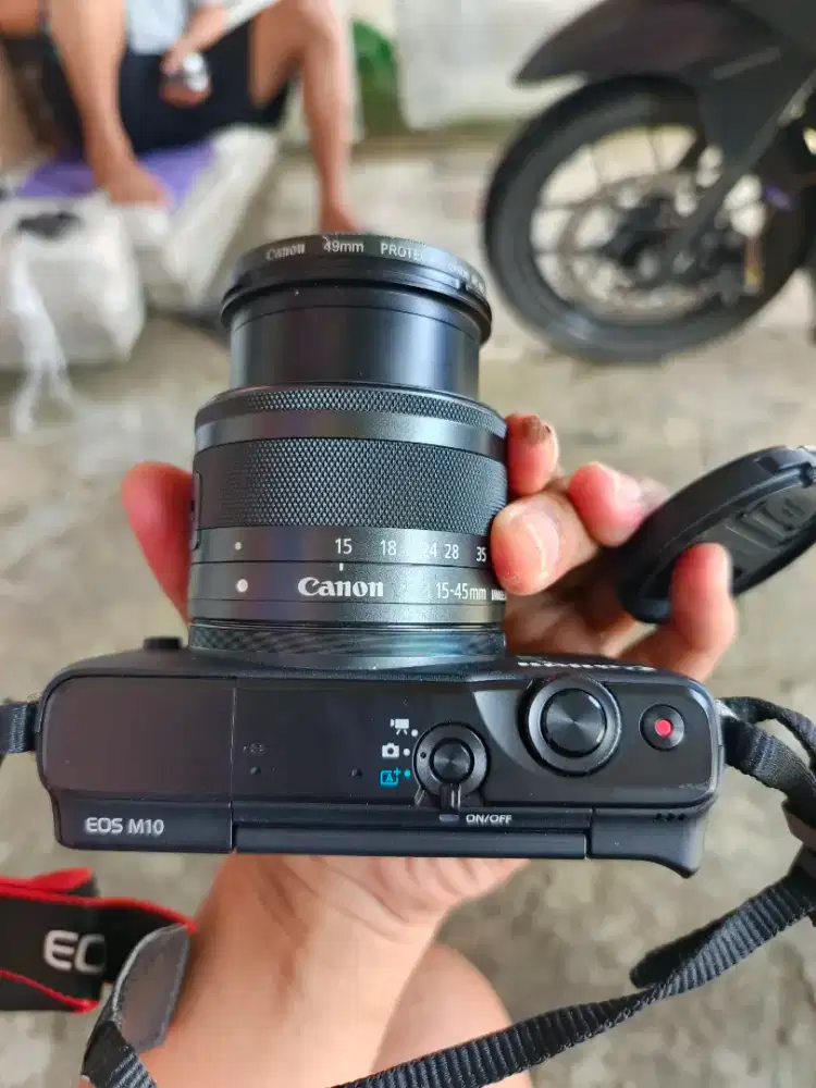 Canon Eos M10 kondisi mulus
