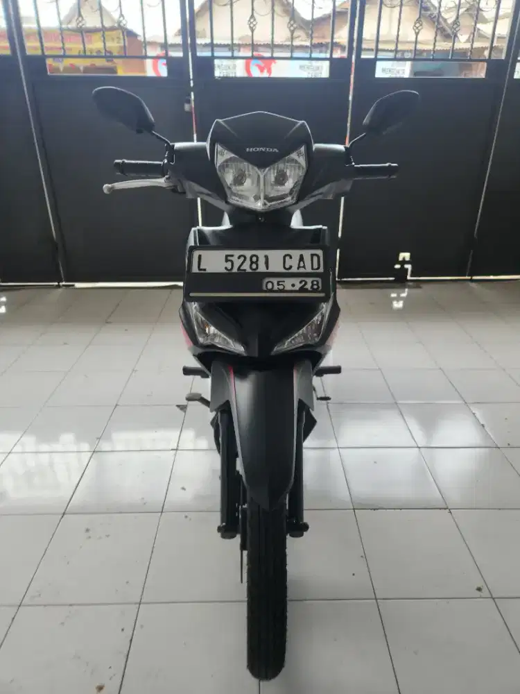 Honda new supra x 125 2019 FI CW km 27rb jrg pakai mulus petemon sby