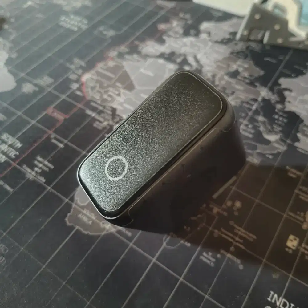 Anker Zolo Charger 140W + Full Screen and Body Protector.