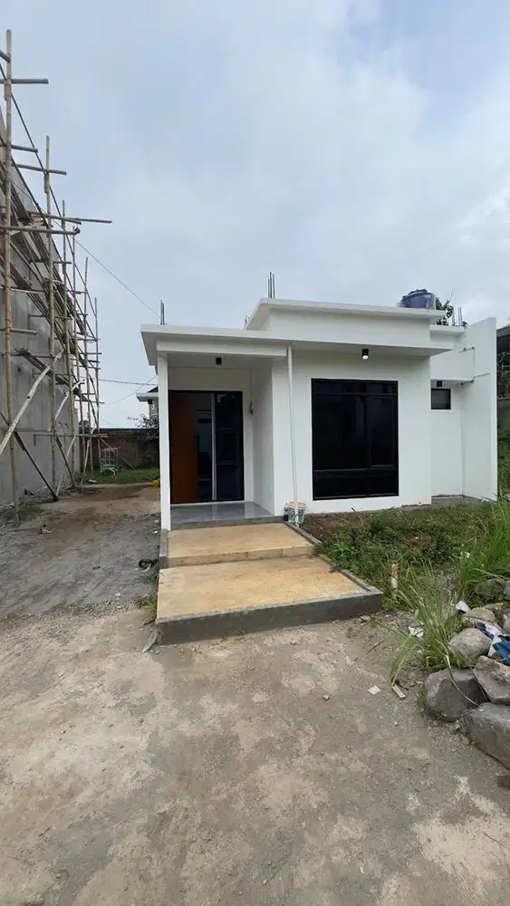 Dijual Rumah di Cigadung Selatan Kota Bandung