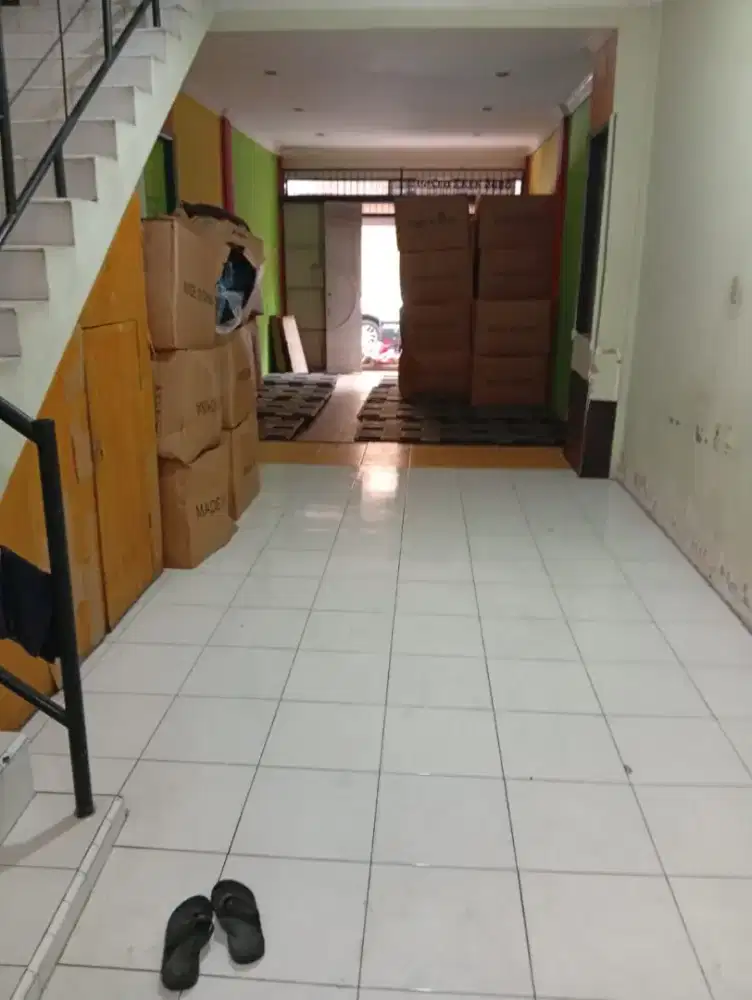 Dijual Ruko 3 tk, BEBAS BANJIR,SHM, inti kota Medan