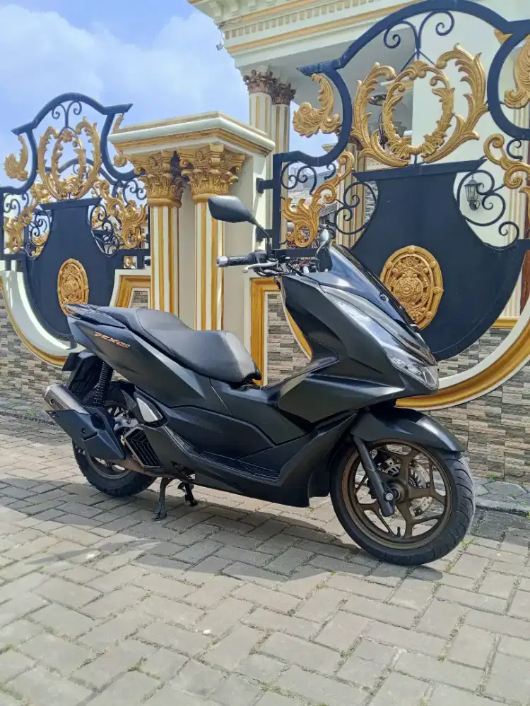 Honda new PCX ABS KYLESS 2023 KM rendah