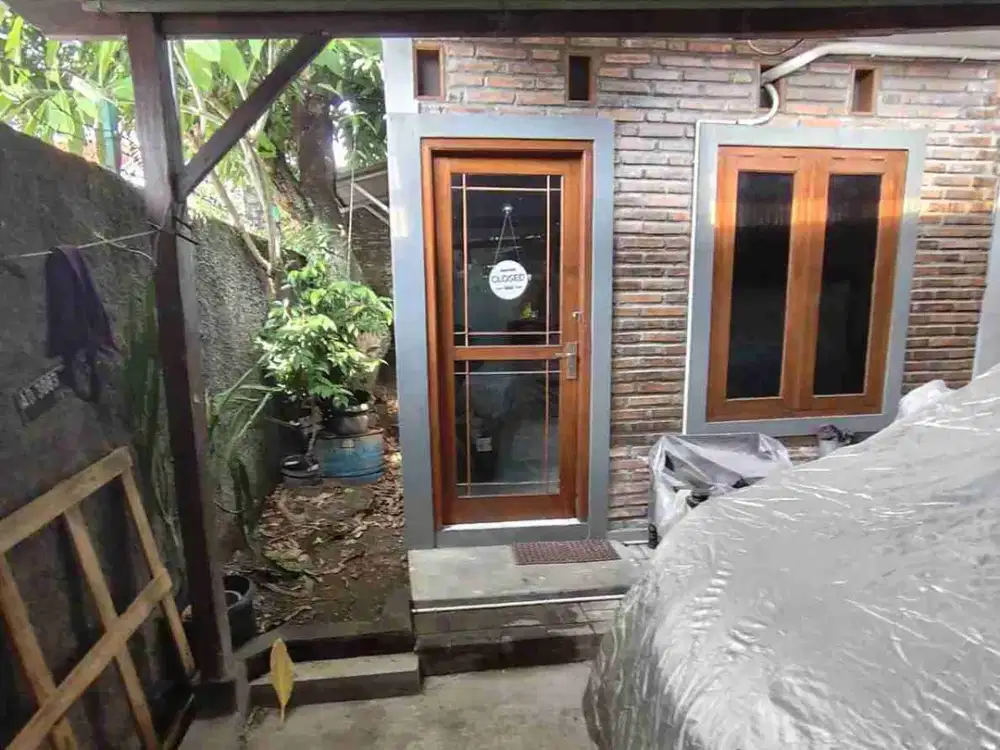 Dijual rumah di manahan solo