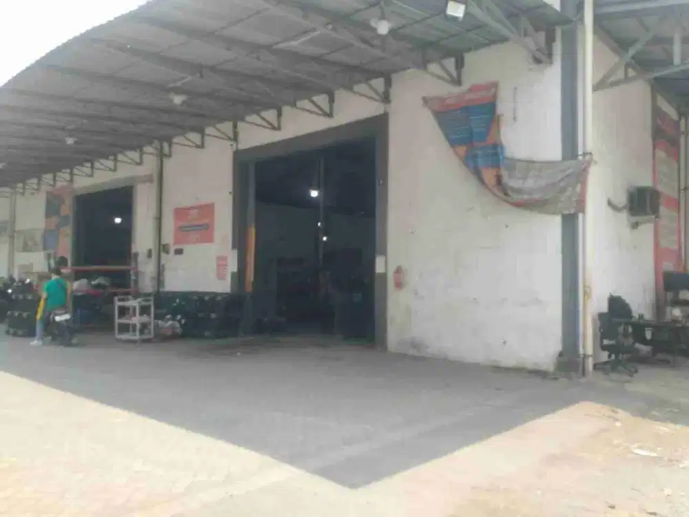 SEWA GUDANG JL RAYA TAMAN SEPANJANG SIDOARJO DEKAT EXIT TOL