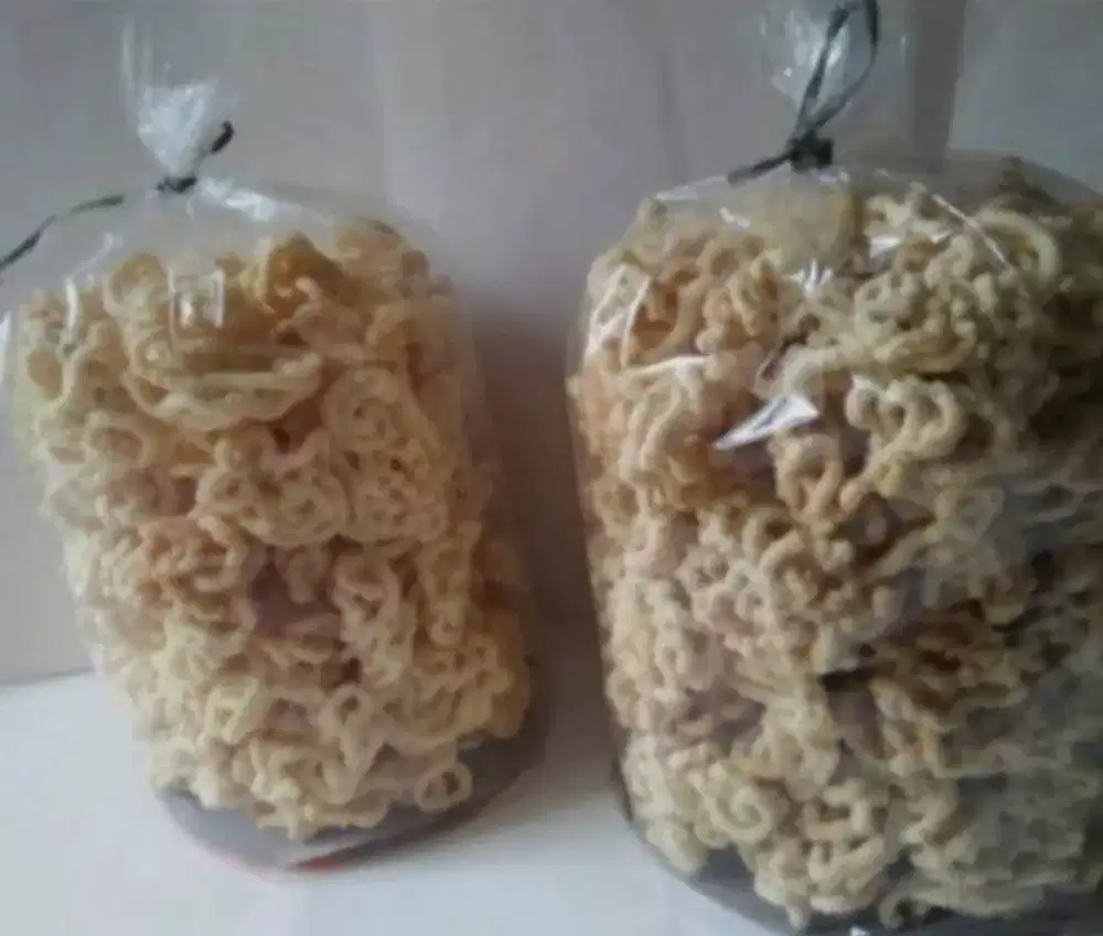 KUE UNTHUK CACING / YUYU