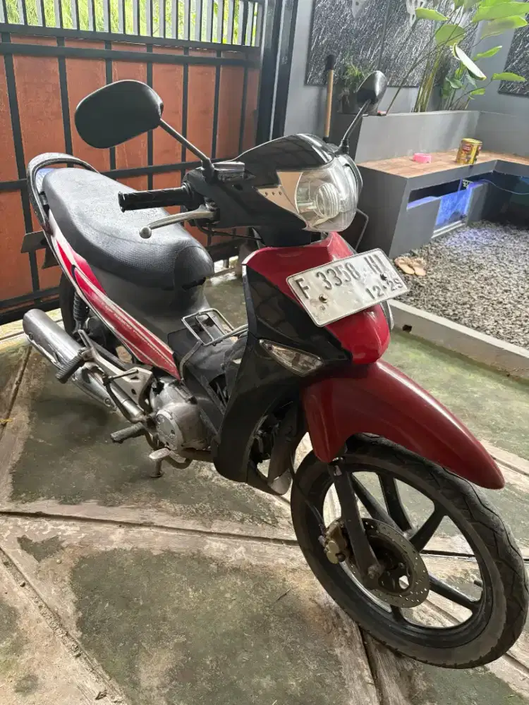 Honda Supra X 125cc tahun 2005