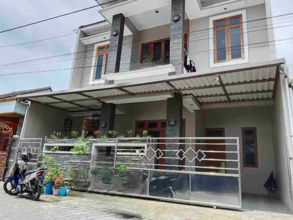 Rumah Gentan Waru 3Kt, 2Km, 2Lantai dkt Masjid Al Aqsho jalan Mangesti, dekat Luwes Gentan