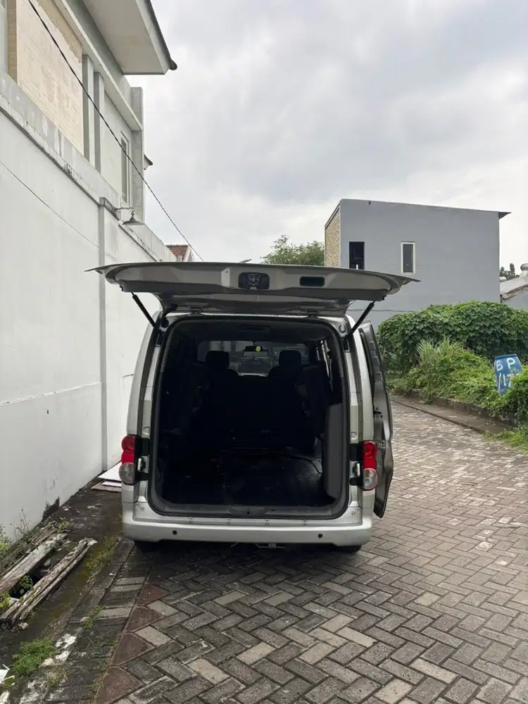 Nissan Evalia 2012 Bensin