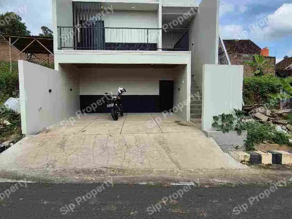 DI JUAL RUMAH BARU 3 KT DI BANYUMANIK SEMARANG