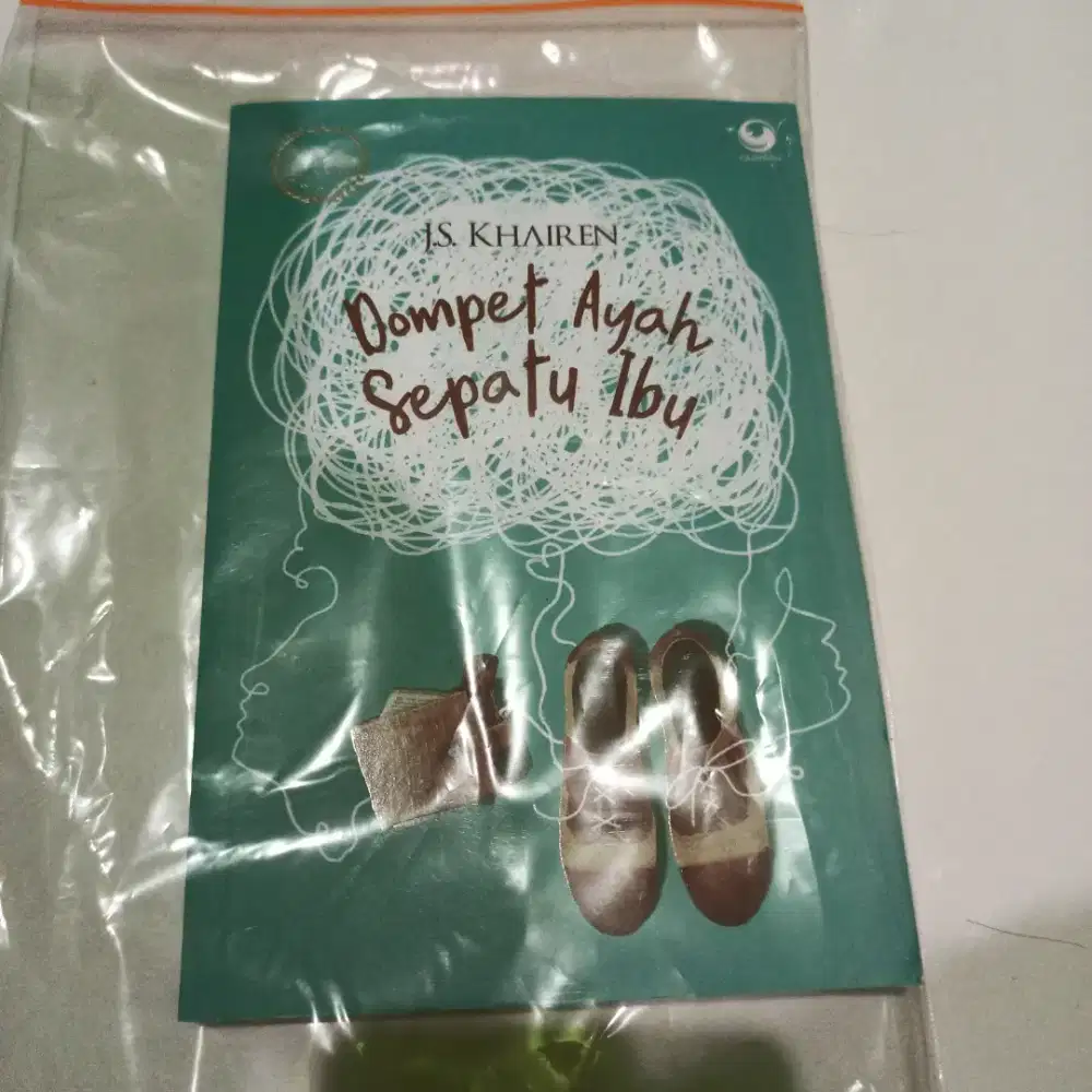 Buku Dompet ayah sepatu Ibu