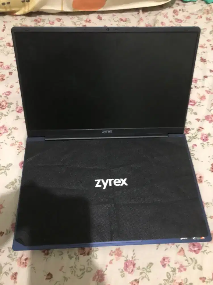 Laptop zyrex ex kantor