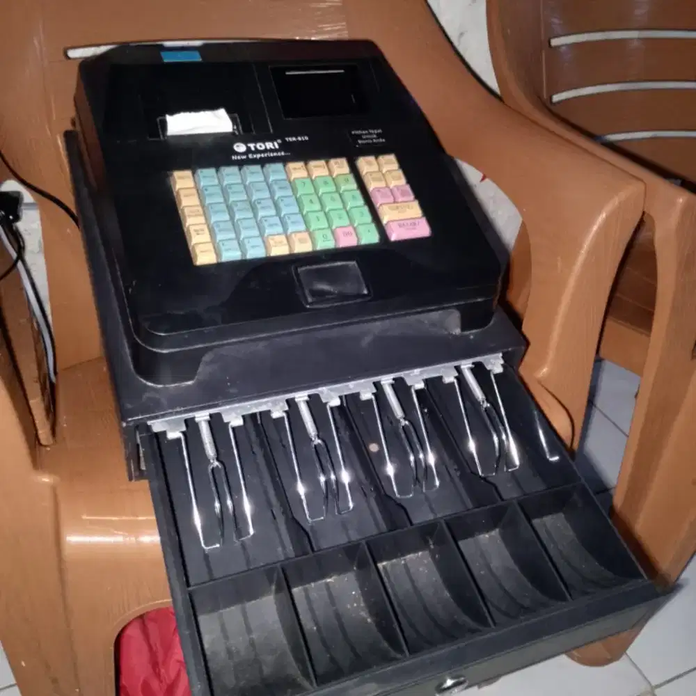 Jual mesin kasir masih hidup dijual karna tidak paham cara pakainya