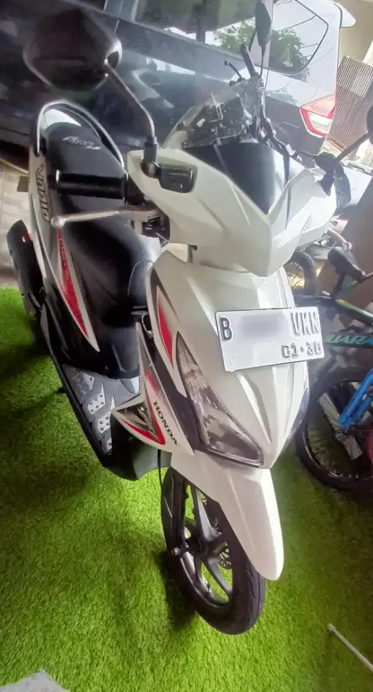 HONDA VARIO 110 FI 2014 PUTIH – SIAP PAKAI