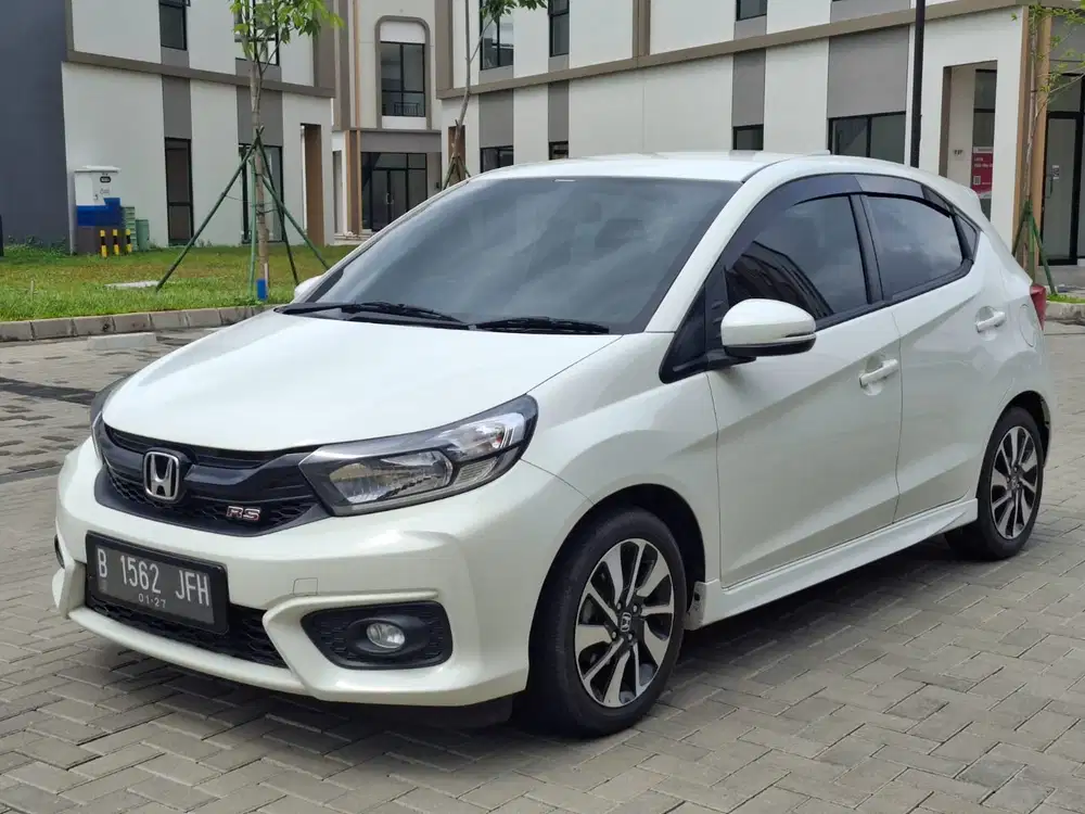 Honda Brio RS at KM 18 rb  2021 Bensin Putih