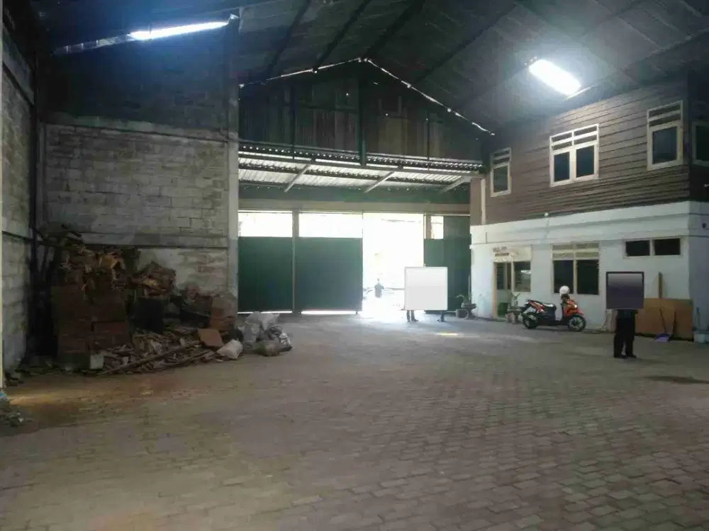 SEWA GUDANG JL RAYA Brannn