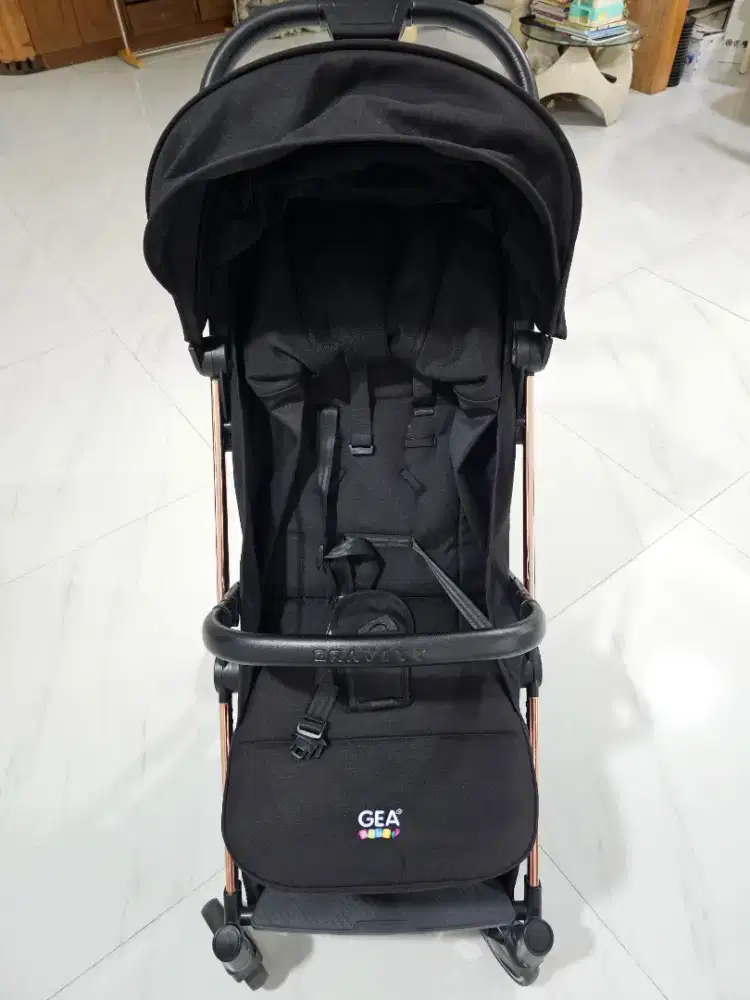For sale baby stroller!! GEA Baby Oryn Gravity G2, midnight rose
