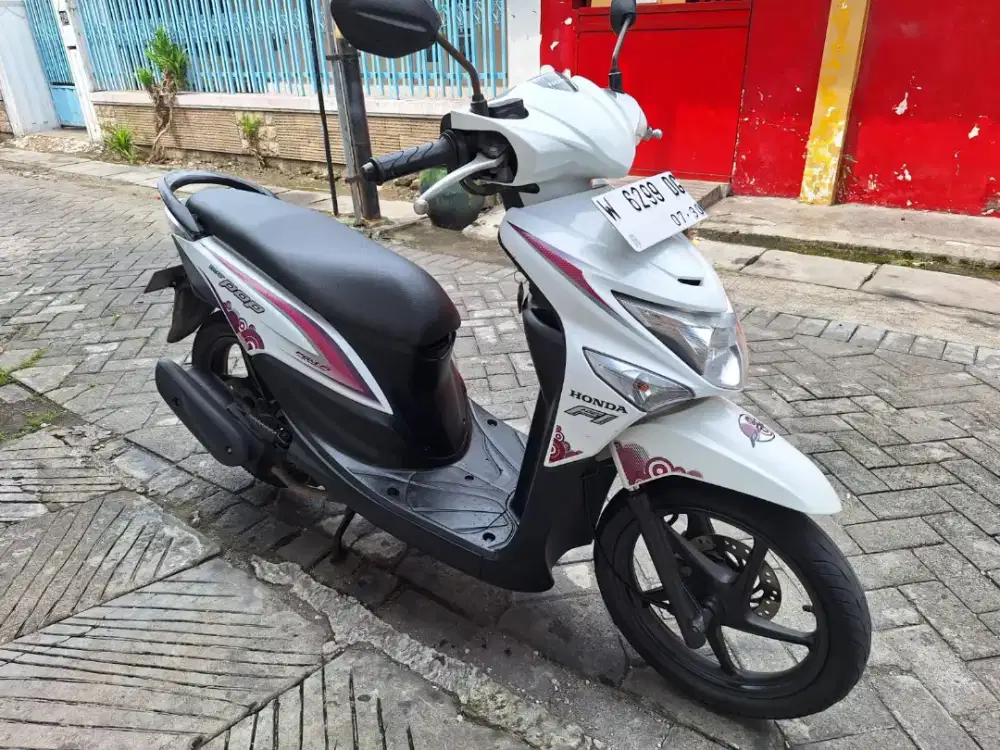 BU beat pop 2015 plat w gresik kondisi sgt bagus