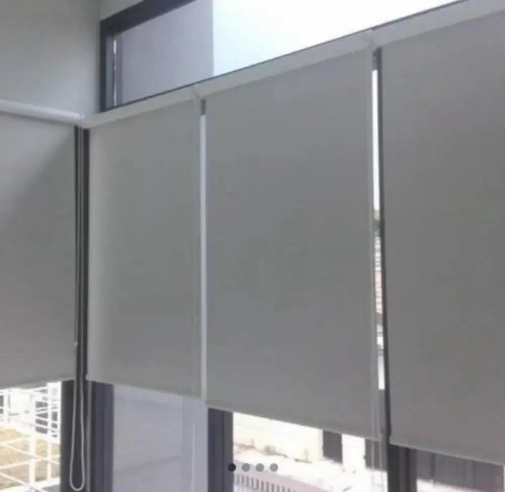 Roller blind tirai jendela modern