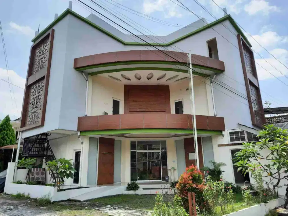 DIJUAL BANGUNAN UNTUK KANTOR / USAHA DI GODEAN SLEMAN YOGYAKARTA