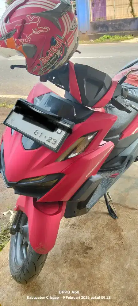 Vario 160 merah2024