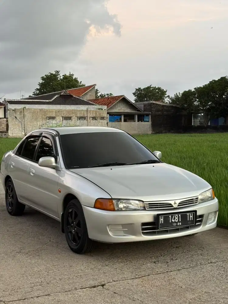 Lancer Glxi Tahun 2000