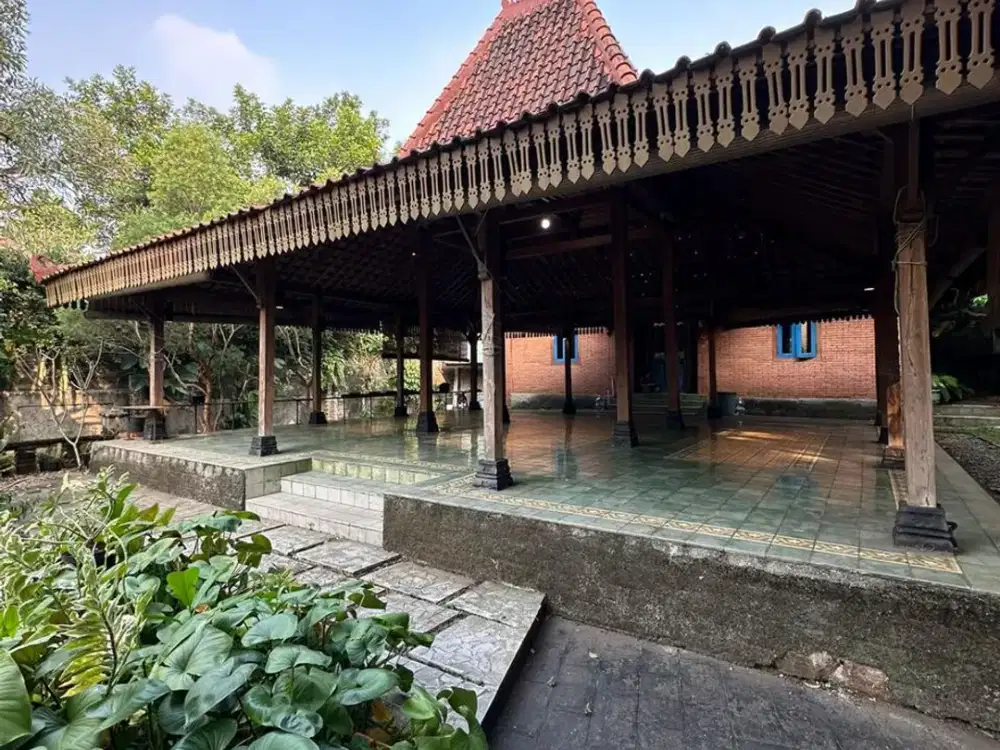 Rumah Cocok untuk Usaha di Bintaro Tangsel UT-14316