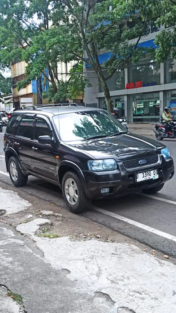 Ford Escape 2004 Bensin