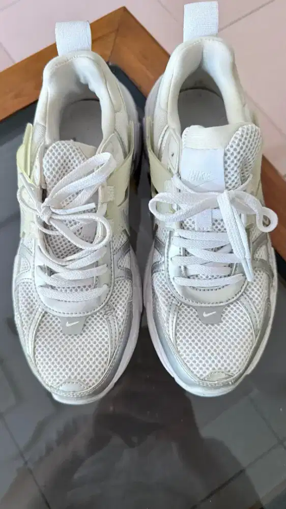 Nike V2K Run Size 39