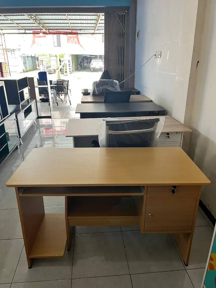 PROMO MEJA KOMPUTER GRATIS ANTAR