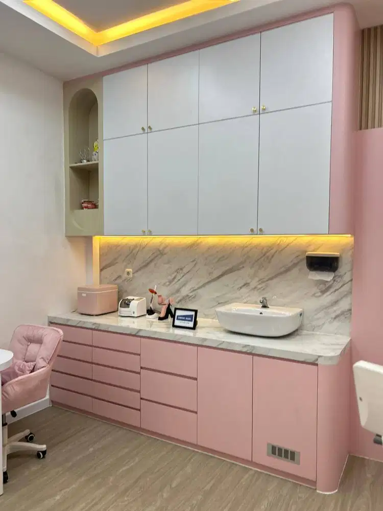 Kabinet Set Klinik Gigi (Custom Interior)