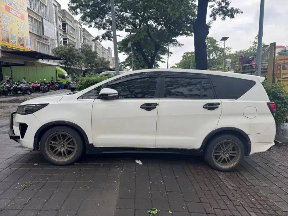 Innova Reborn V Solar 2.4 AT