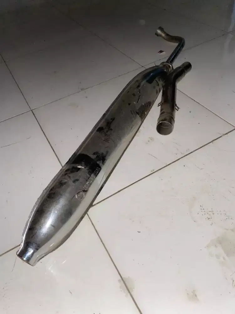 Knalpot C70 Original