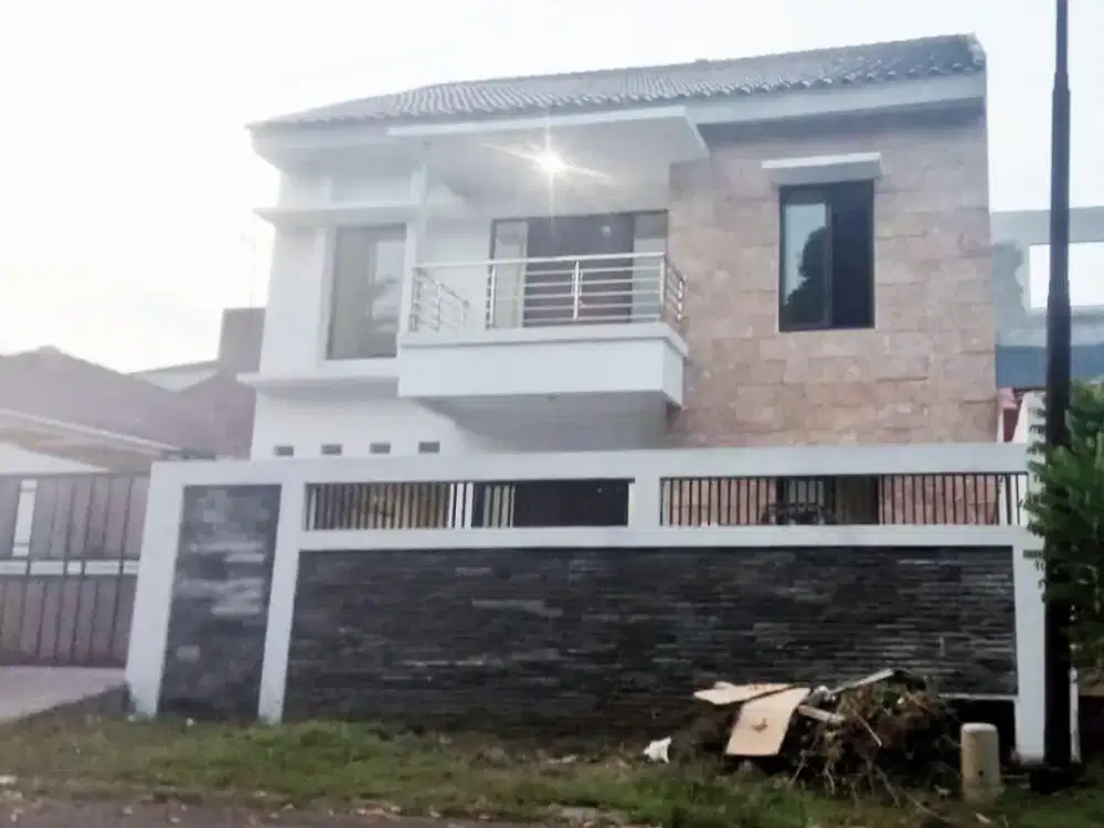 Dijual Cepat Rumah di Kencana Loka BSD CITY