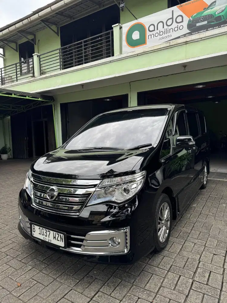 Jual Cash Nissan Serena Highway Star Autech Panoramic 2.0 AT 2018