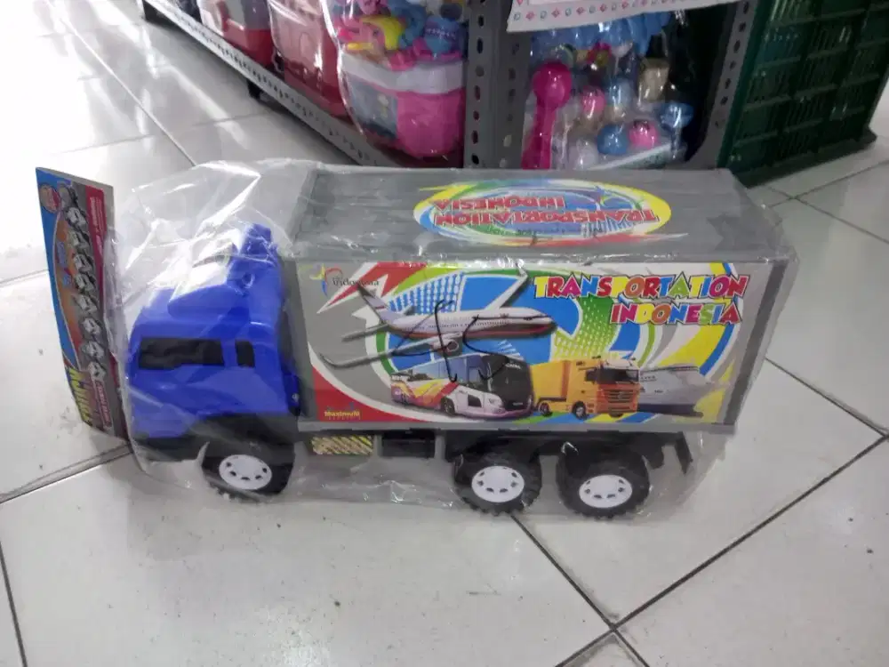 Mainan Anak Truk Box