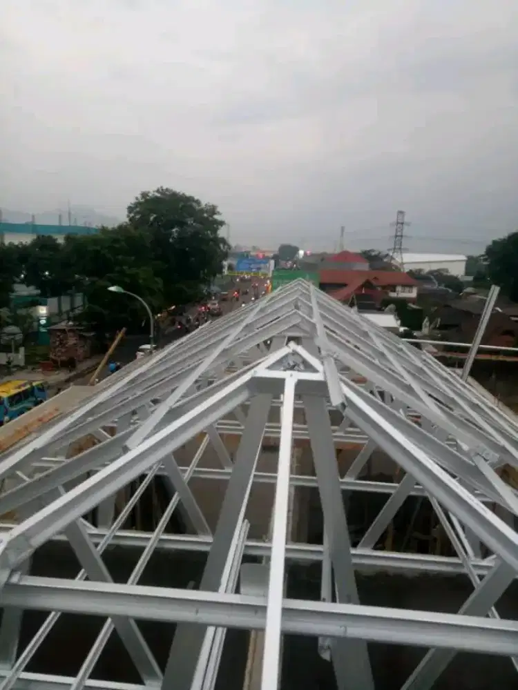 Cari kerja skil tukang bangunan harian tukang keramik Tukan plafon