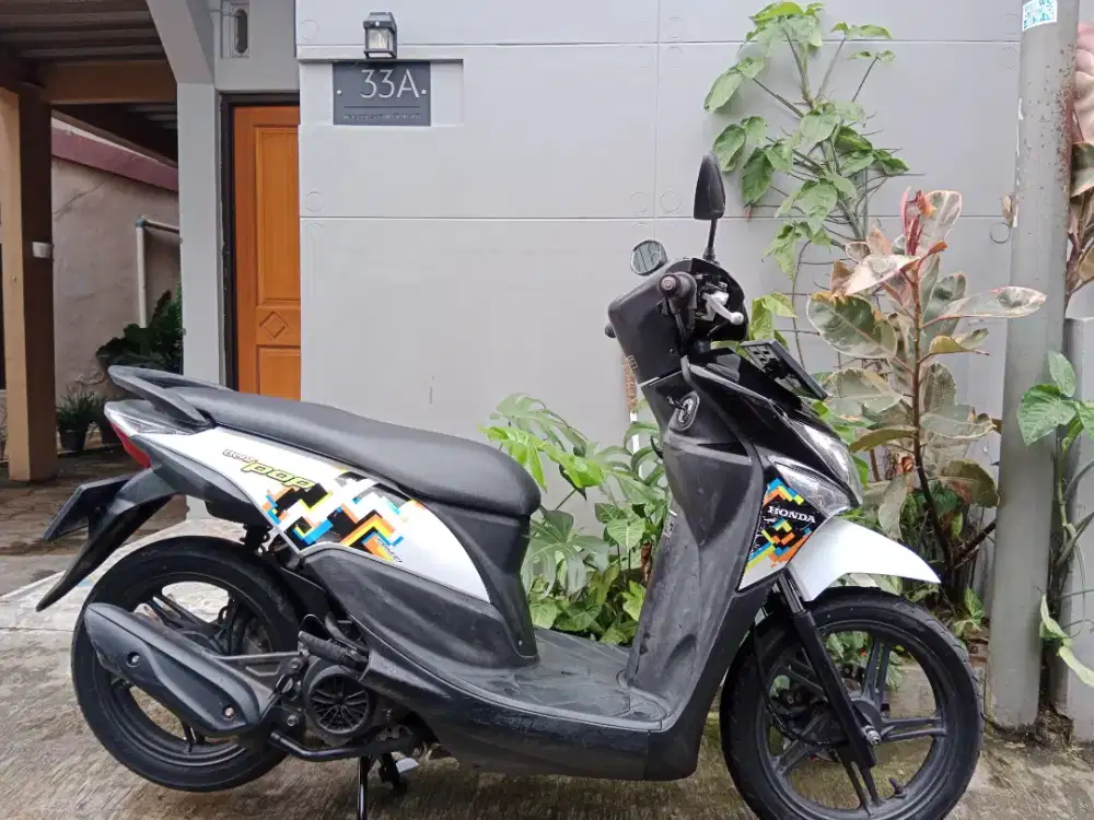 Honda beat pop 2018