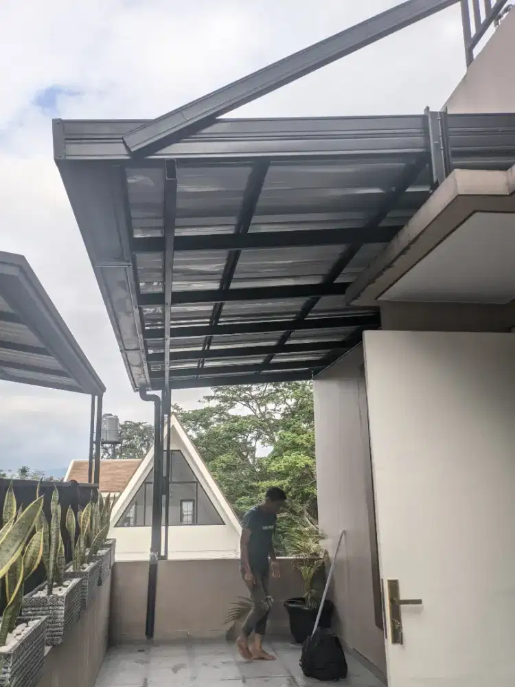 Kanopi baja ringan minimalis