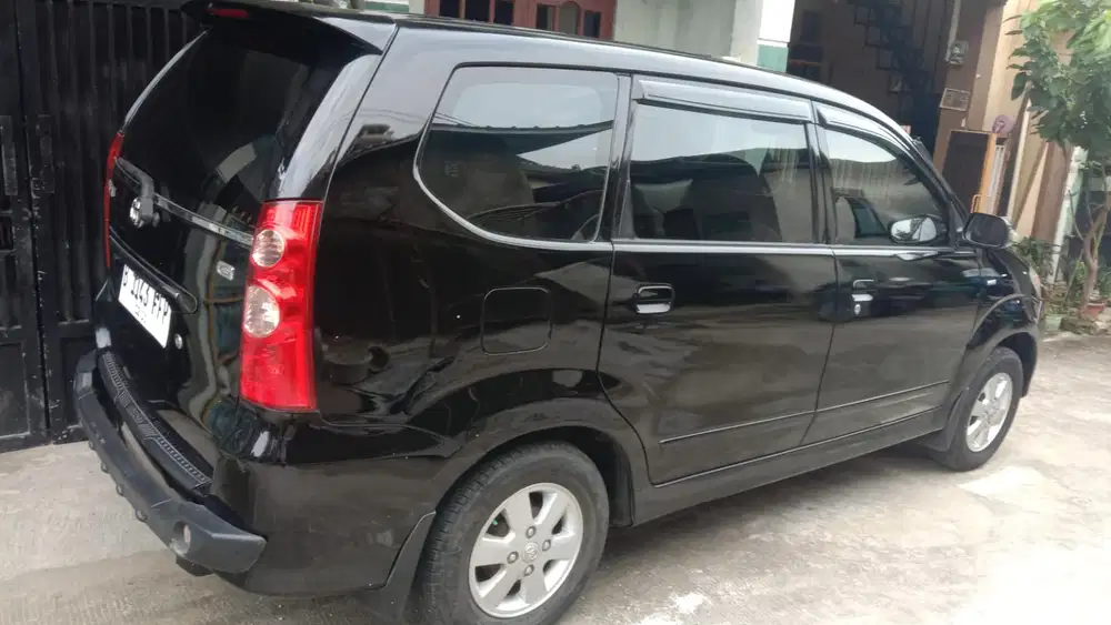 Toyota Avanza 2011 Bensin