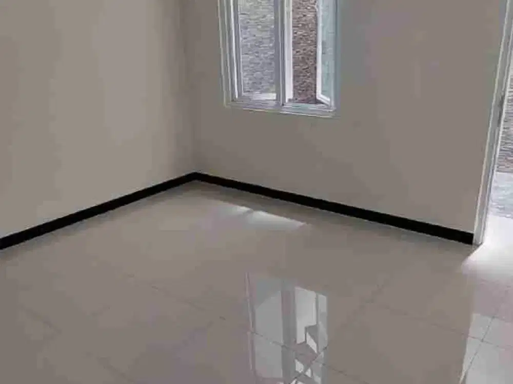 Rumah Cluster Minimalis 1,5 lantai bagus siap huni, Tanan Kopo Indah