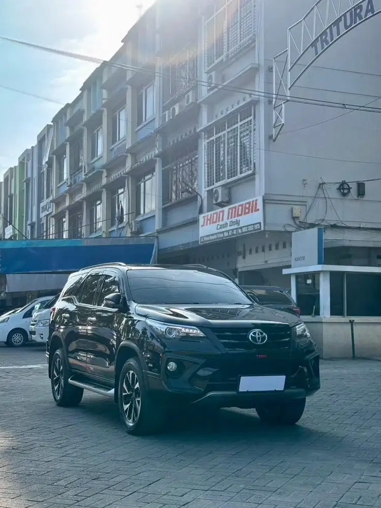 [SUPER] FORTUNER 2,4 VRZ TRD SOLAR 2018