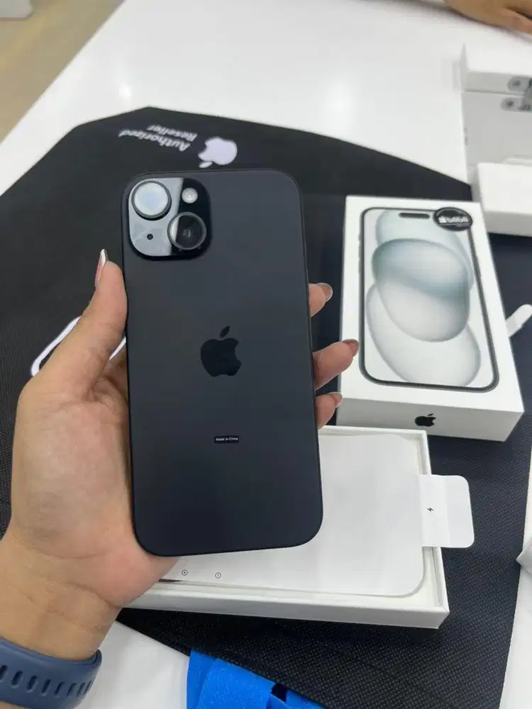 Cicilan iPhone Cukup KTP aja!!