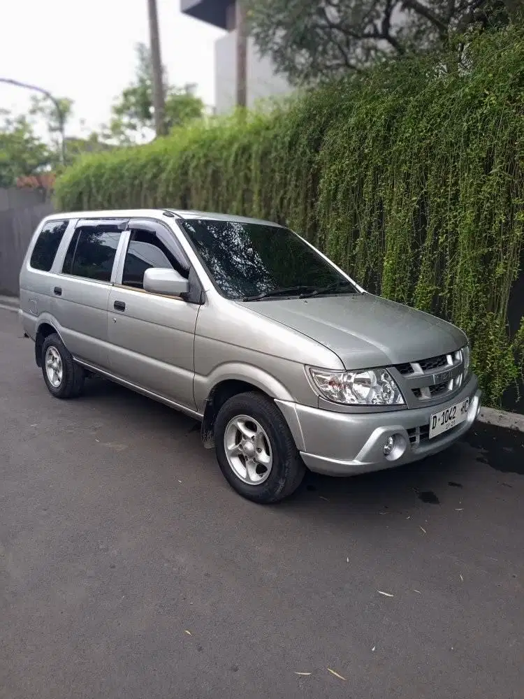 Isuzu fanther smart LM 2.5 manual 2005
