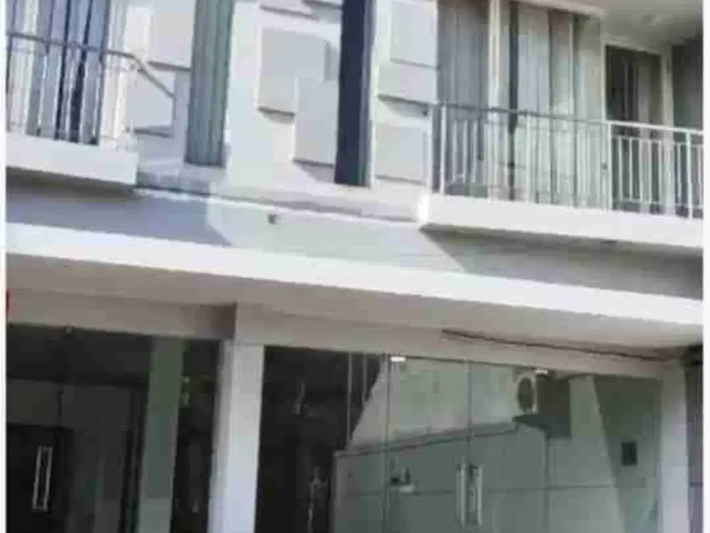 DISEWAKAN RUKO KOMERSIAL CITRALAND, LOKASI STRATEGIS