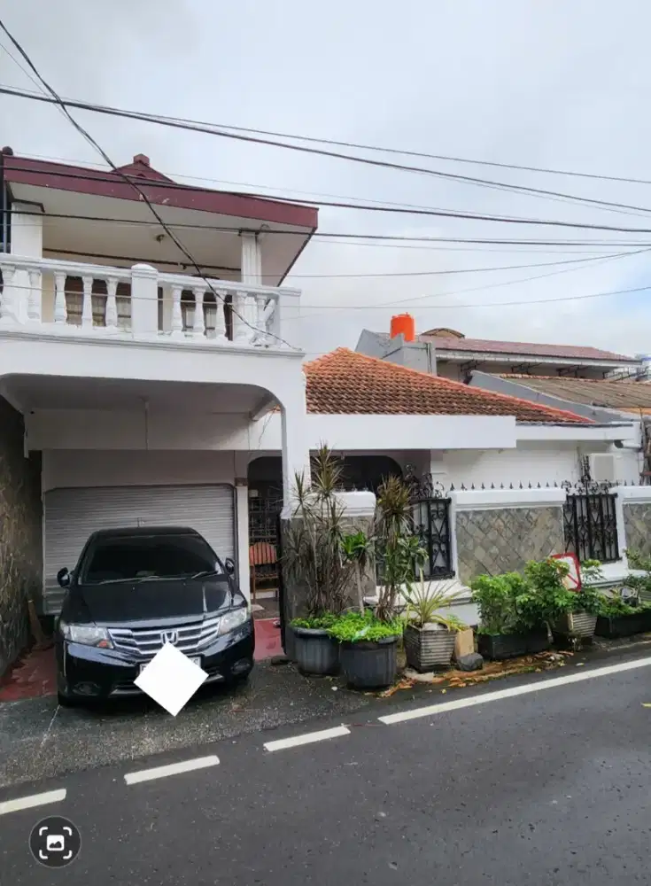 Rumah Besar Jakarta Pusat | LT 236 | Cempaka Putih Timur | 4,7 M  Nego