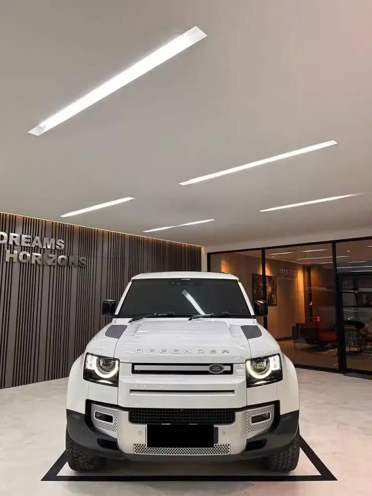 Land Rover Defender 110 P300 SE 2.0 2021 NIK 2020  White Putih 4 Door