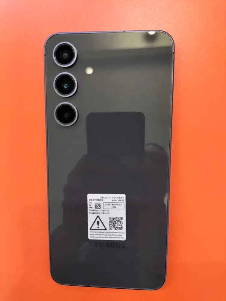 Samsung S24 Fe 5G (8/256)