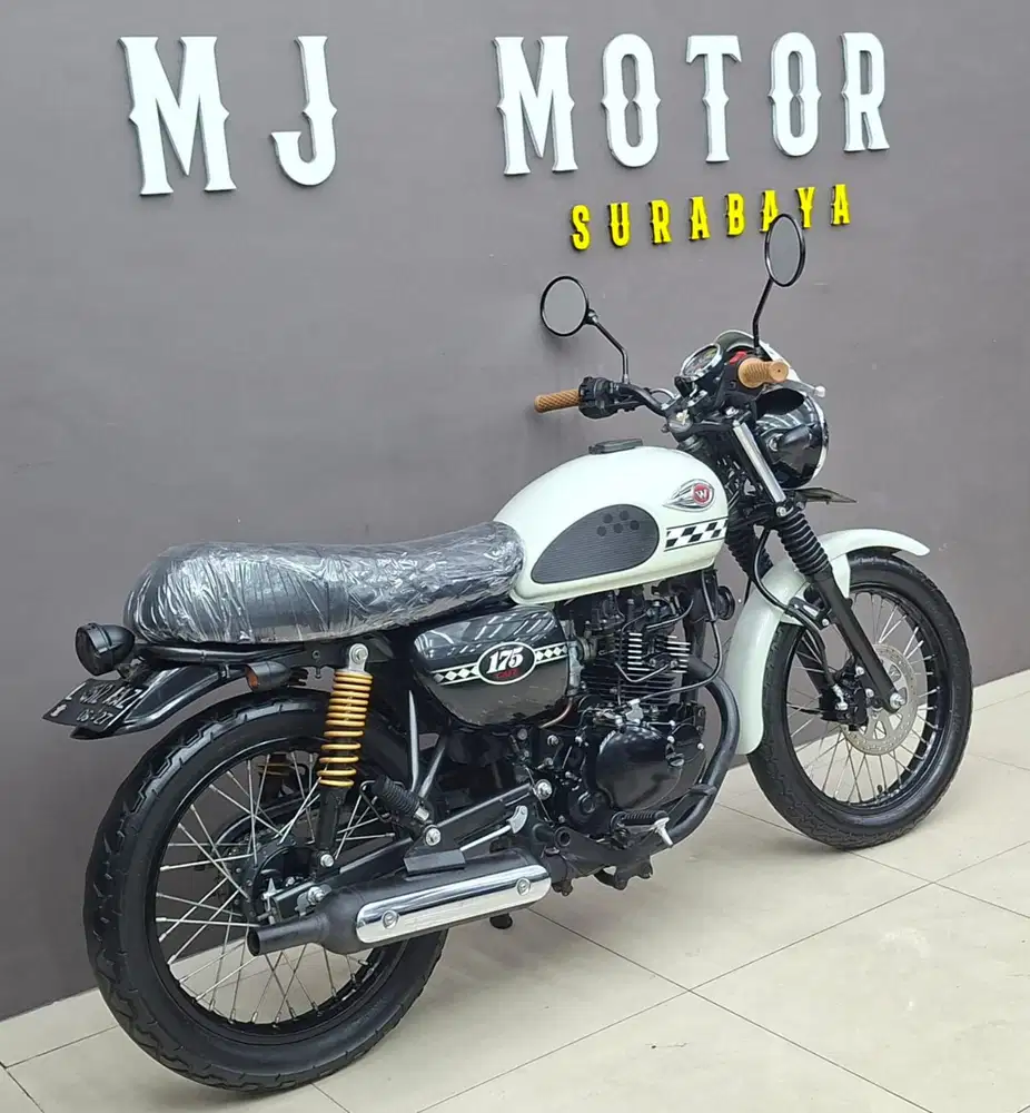 MULUS//KAWASAKI W175 CAFE//TAHUN 2022